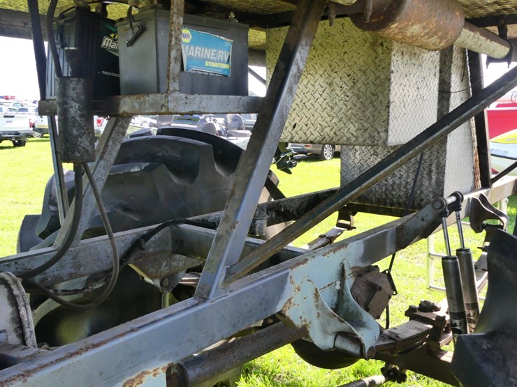 custom-pasture-platform-buggy-image-13