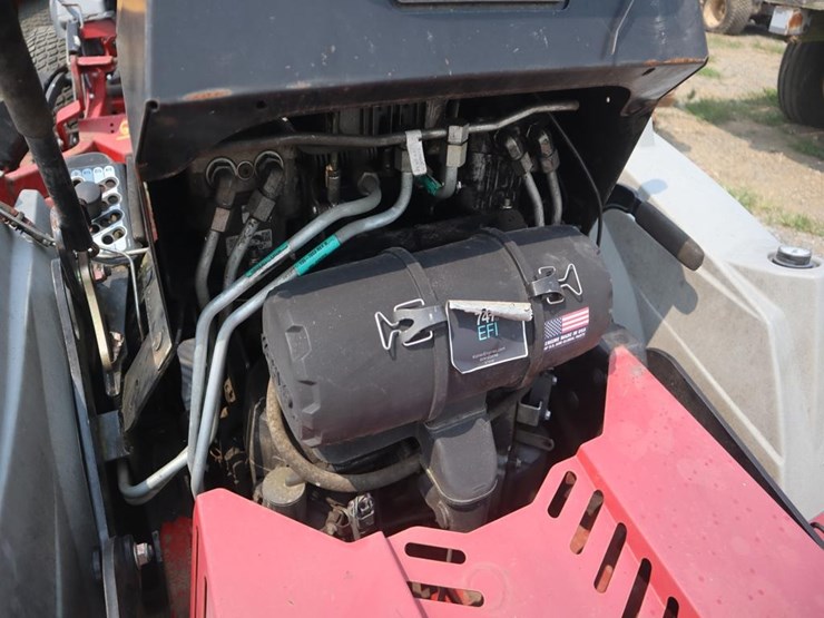 exmark-staris-61in-stand-on-mower-image-15