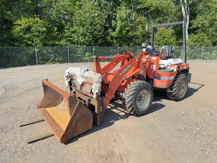 2000-kubota-r420-image-1