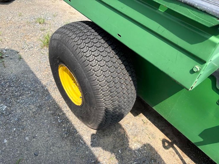 john-deere-gator-image-7