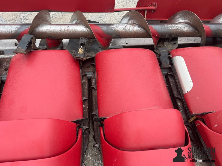 2011-case-ih-3408-image-16