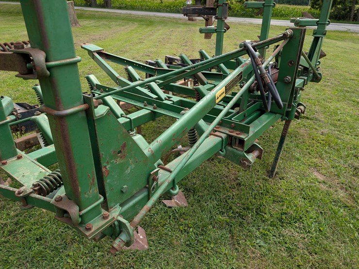john-deere-1010-image-35