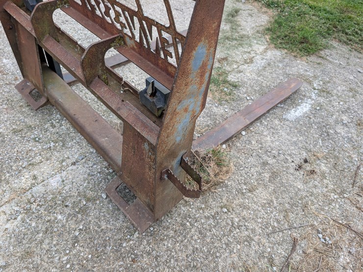 pallet-forks-image-16
