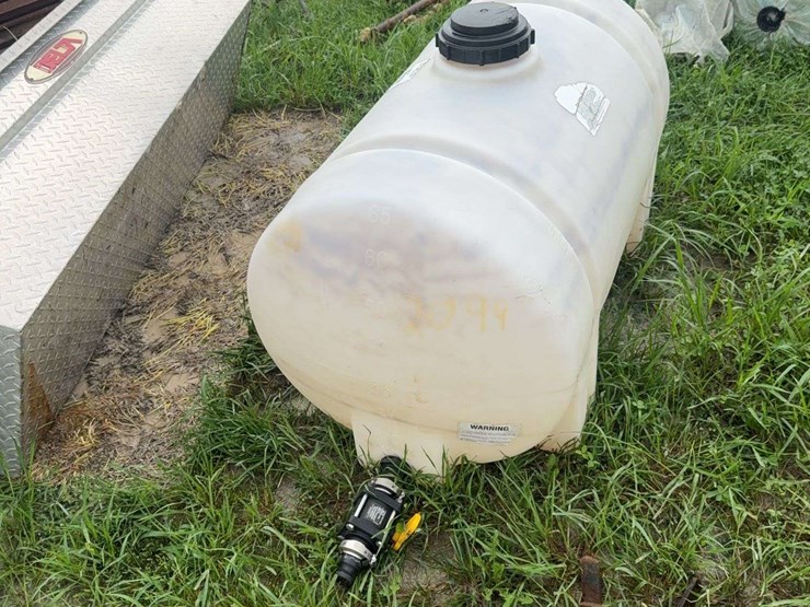 65-gallon-poly-tank-image-1