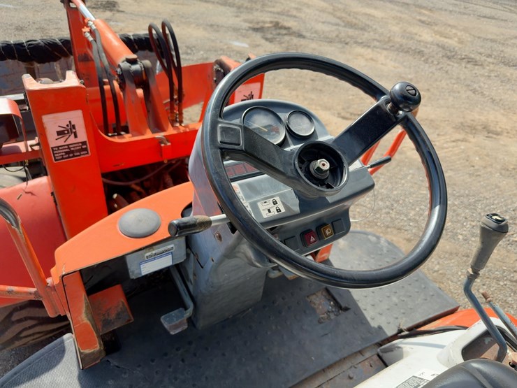 2001-kubota-r420-image-21