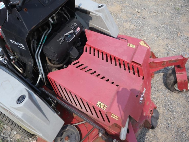 exmark-staris-61in-stand-on-mower-image-14