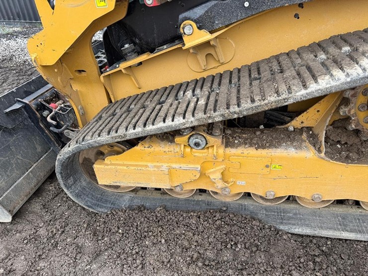 caterpillar-265-image-18