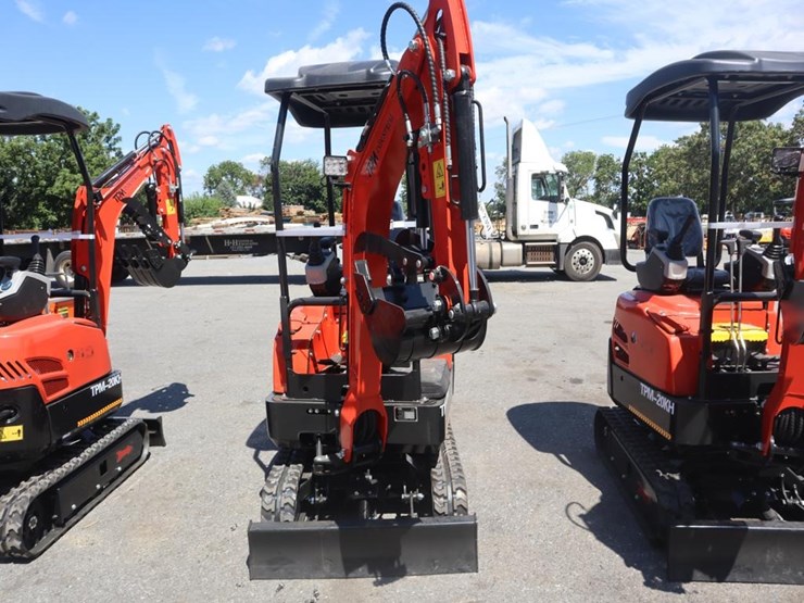 tpm-20kh-mini-excavator-image-3