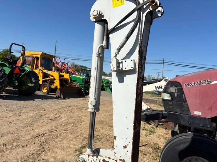 2017-takeuchi-tb240-image-6