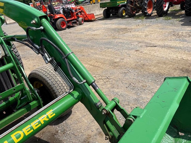 john-deere-4120-image-7