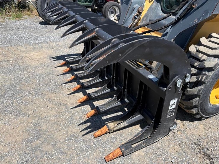 deere-328d-image-8