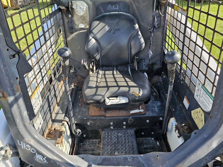 2018-bobcat-t450-image-13