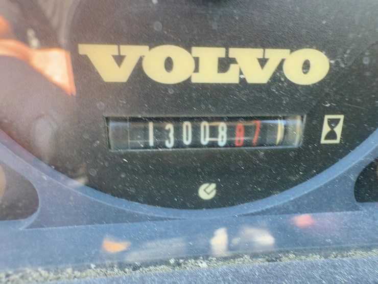 2003-volvo-l20b-image-23