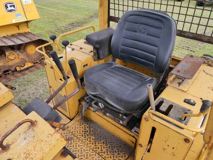 2000-caterpillar-d5c-image-13