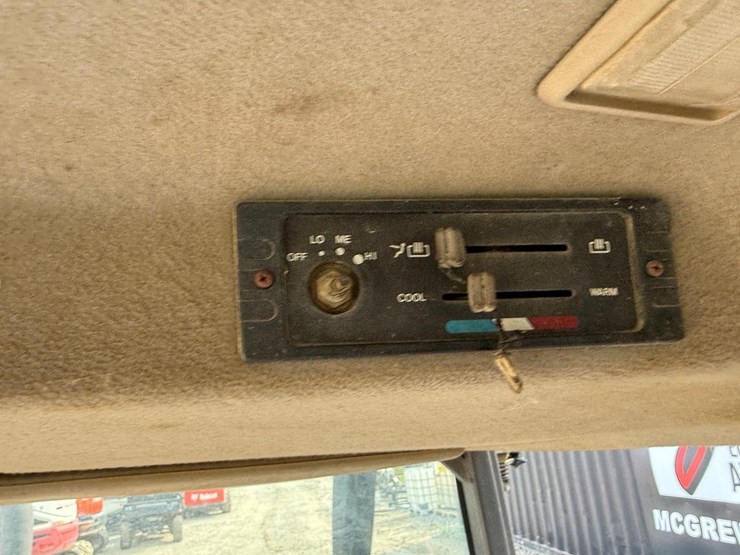 kubota-m6800-image-28