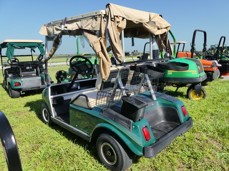 club-car-golf-cart-image-4
