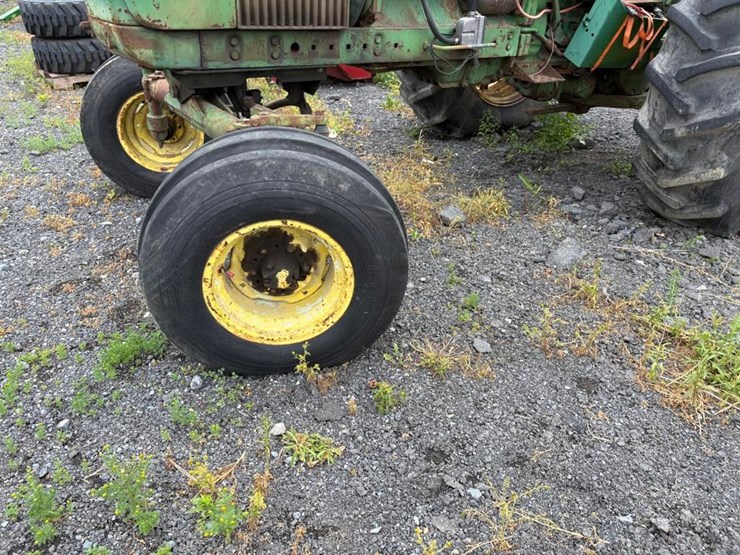john-deere-4010-image-6