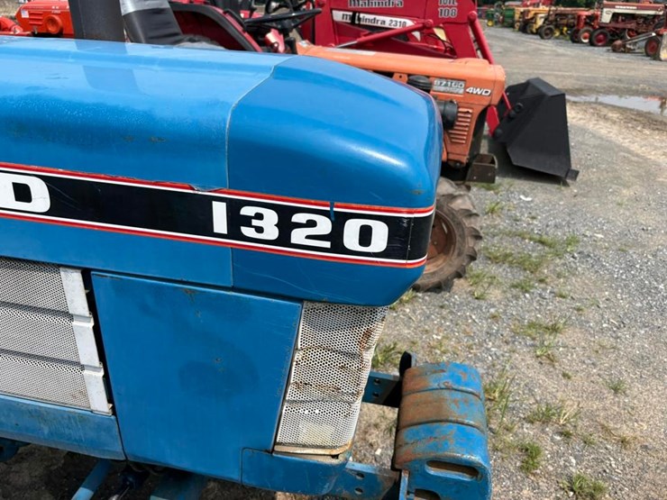 ford-1320-image-5