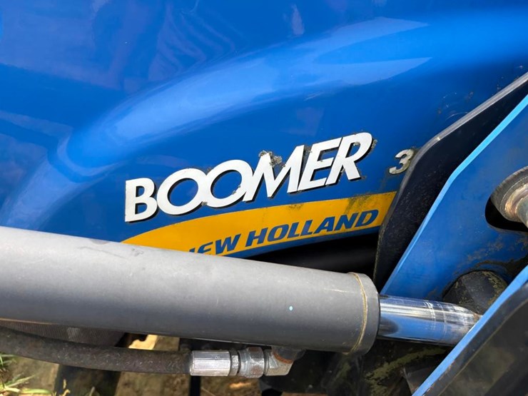 new-holland-boomer-3040-image-16