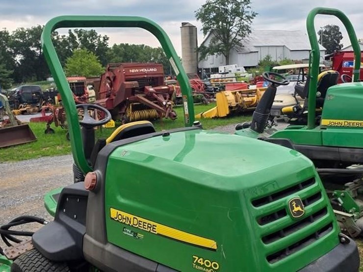 john-deere-7400-image-13