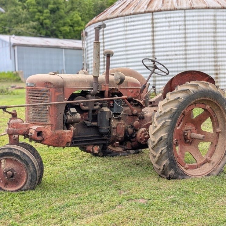 Case SC tractor