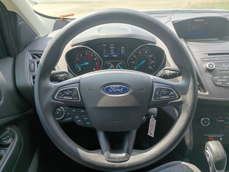 2017-ford-escape-image-44