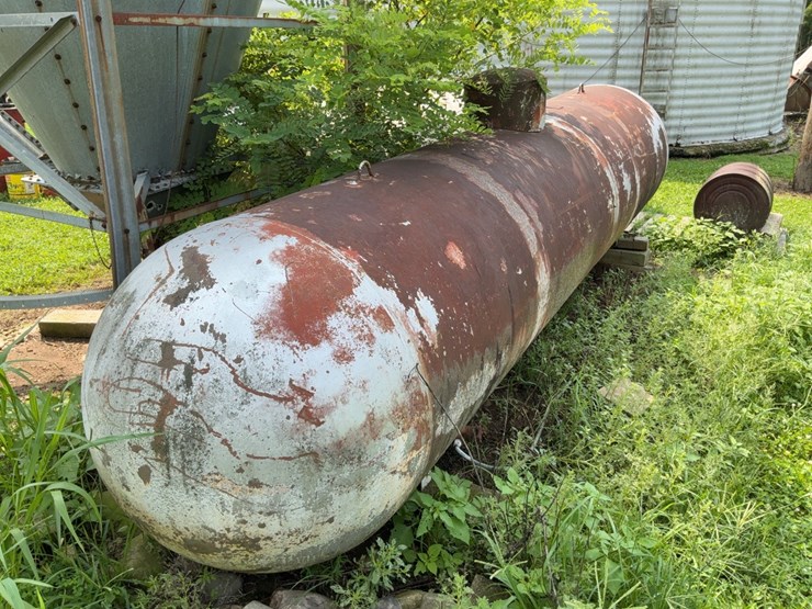 1000-gal-lp-tank-#262-image-1