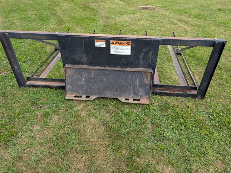 square-bale-accumulator/mover-image-5