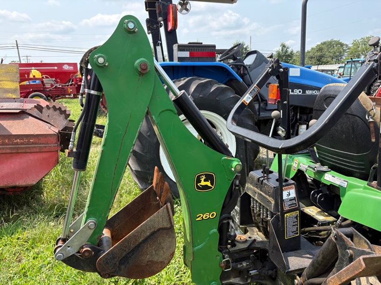 john-deere-2305-image-15