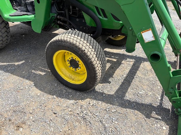 john-deere-4520-image-10