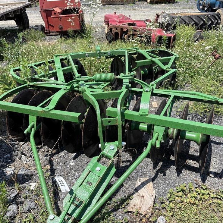 JOHN DEERE 24