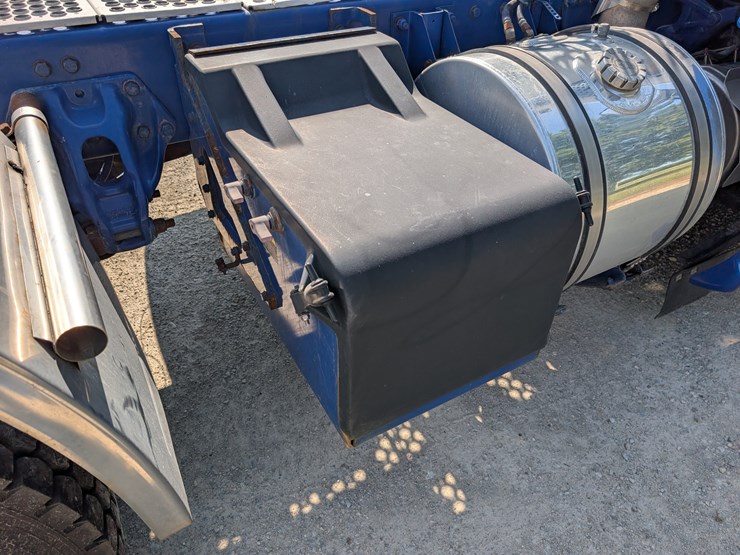 2018-kenworth-t680-image-55