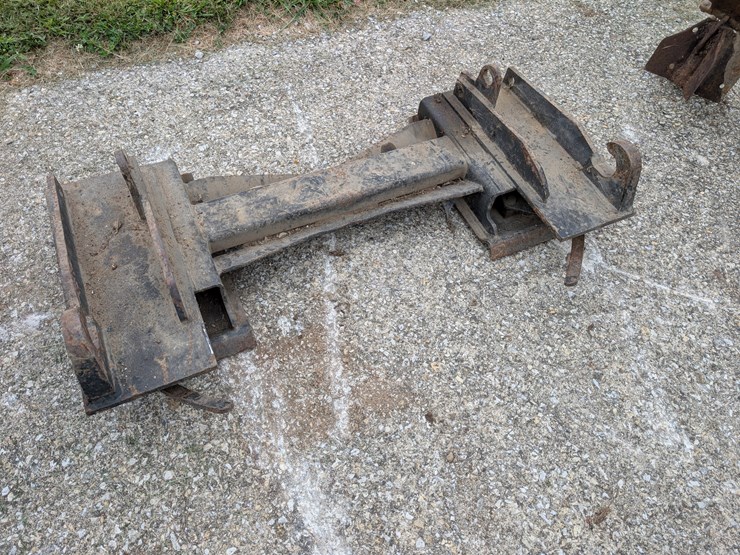 global-to-skid-steer-adaptor-image-4