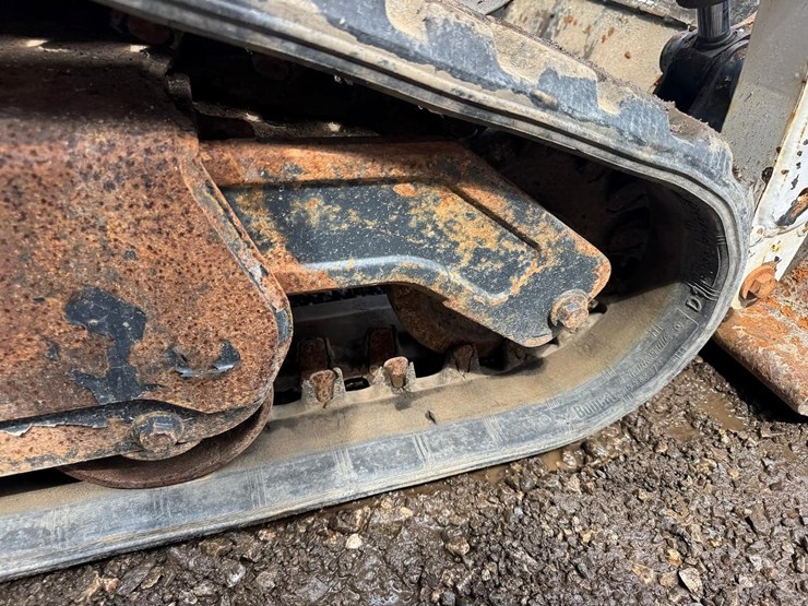 bobcat-t110-image-21