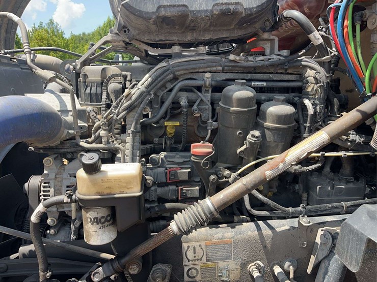 2022-kenworth-t680-image-29