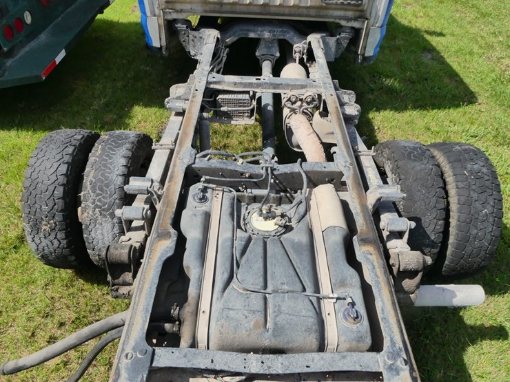 2017-ford-f350-xl-image-5