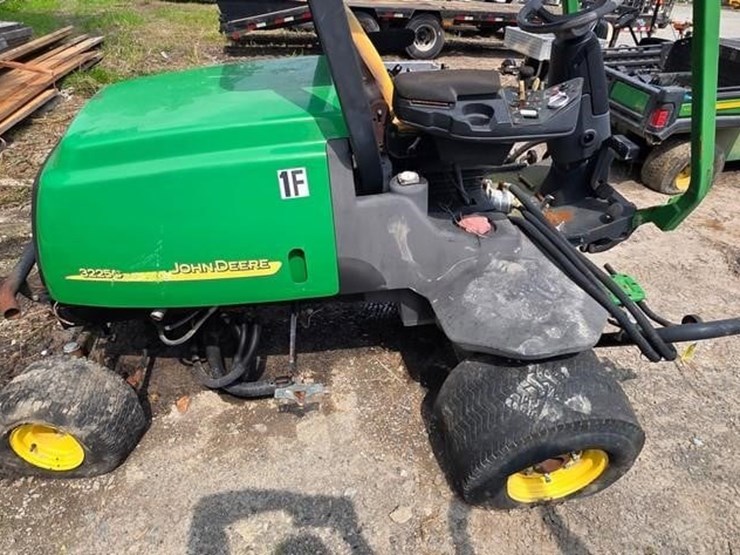 john-deere-3225c-image-5