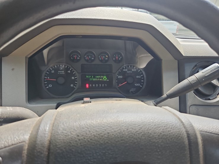 2008-ford-f250-image-25