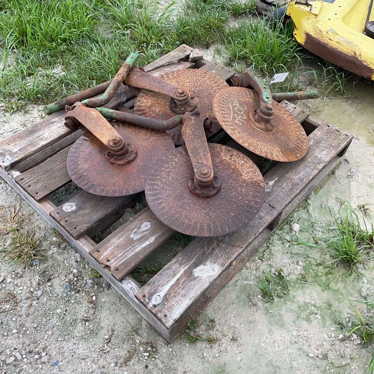 4 JD plow cutters