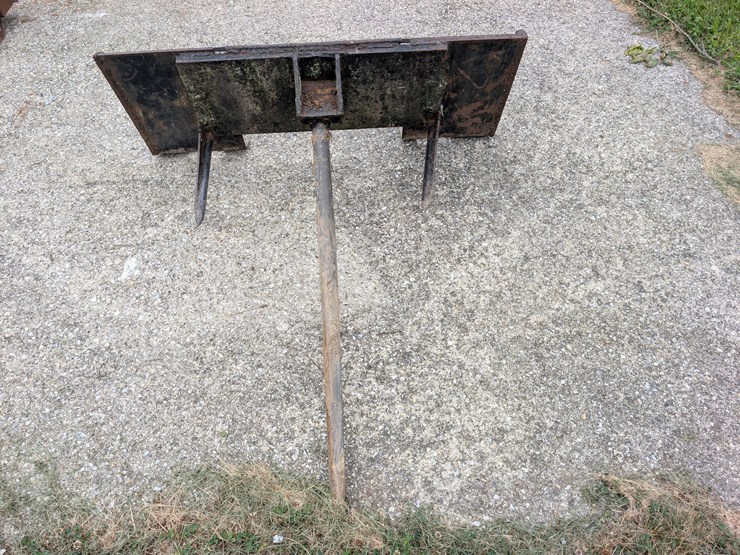 single-spear-hay-spear-image-2