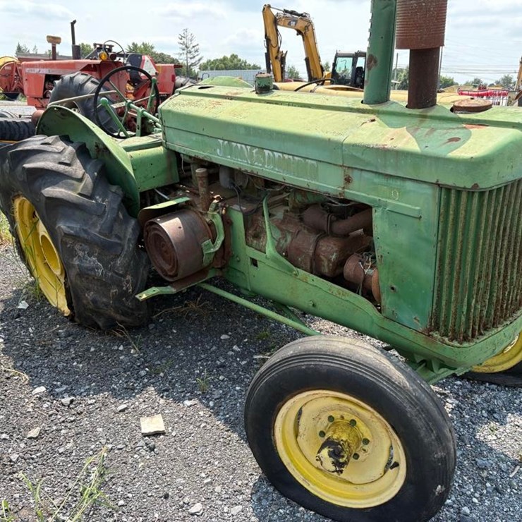 JOHN DEERE A