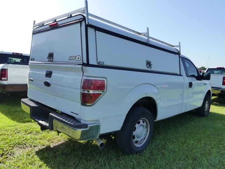 2012-ford-f150-xl-image-3