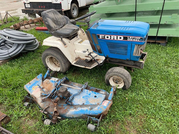 ford-tractor-image-1