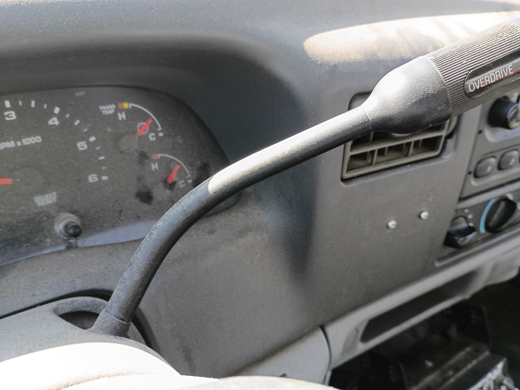 2002-ford-f450-image-43