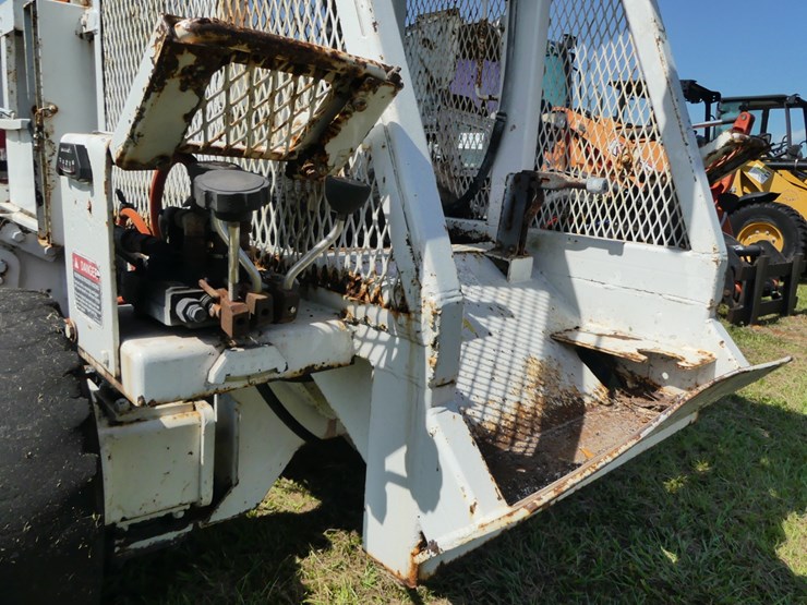 wood/chuck-chipper-image-12