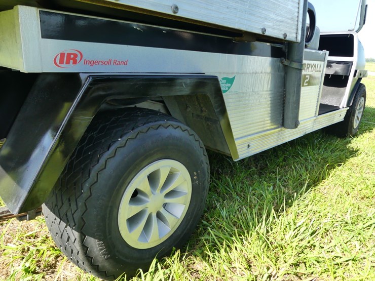 club-car-carryall-2-image-6