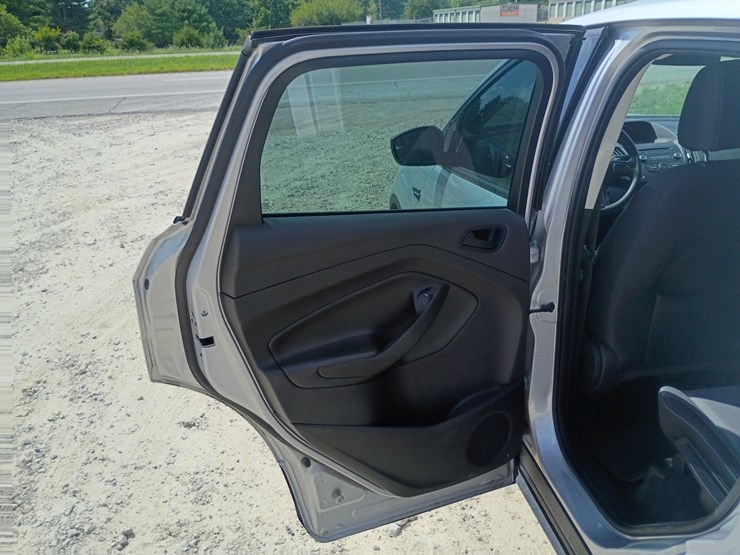 2017-ford-escape-image-56