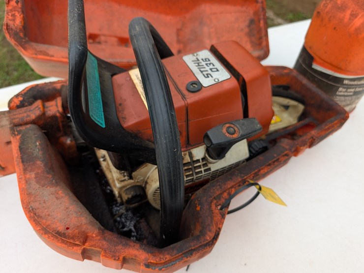 stihl-036-chainsaw-w/case,-20"-bar.-#218-image-3