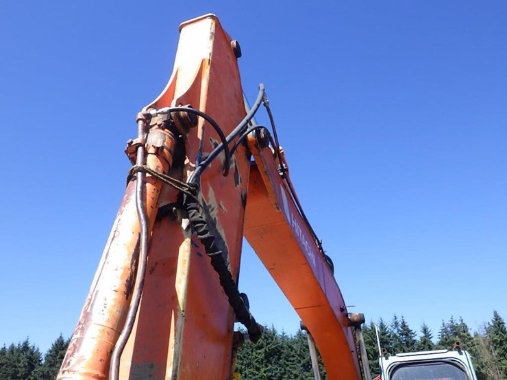 hitachi-ex120-image-11