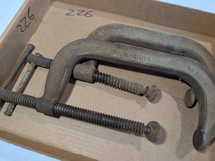 pair-of-c-clamps.-#226-image-3